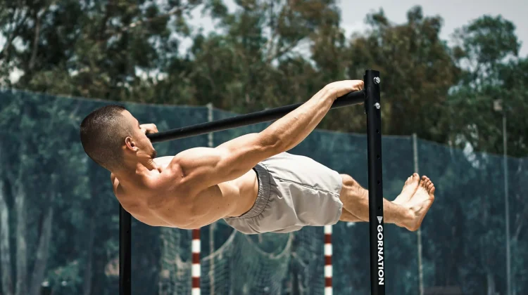 Mengenal Olahraga Calisthenics: Bentuk Otot Maksimal Hanya Modal Berat Tubuh