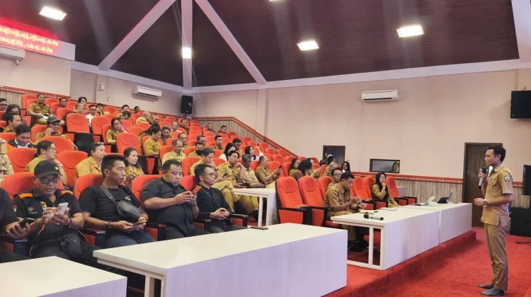 Pemkab Bangli Edukasi Kaling dan Kadus Tentang Digitalisasi Perlinsos