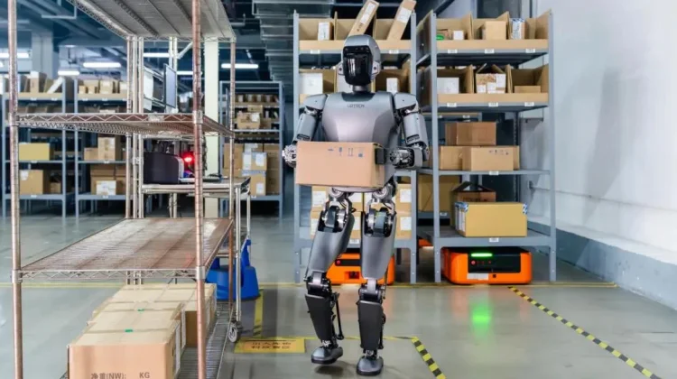 Robot Humanoid Merambah Dunia Kerja: Ancaman Nyata atau Babak Baru?