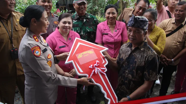 Polres Jembrana Resmikan Rumah Layak Huni bagi Warga Pohsanten