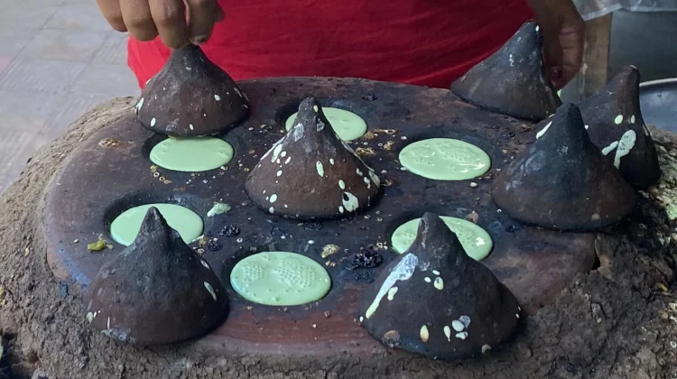 Laklak khas Buleleng Jajanan Tradisional Bali yang Banyak Digemari