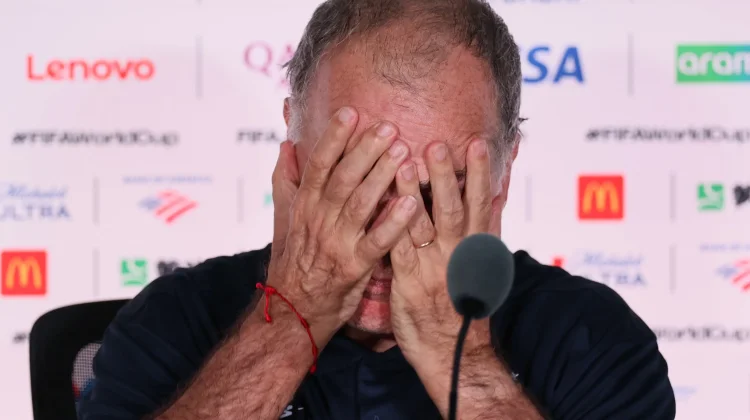 Pak Tua, Istirahatlah: Marcelo Bielsa dan Bayang-bayang Piala Dunia