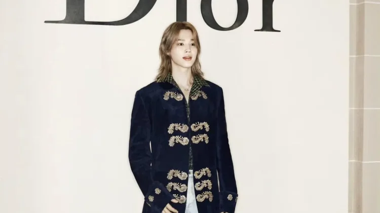 Penampilan Jimin BTS di Paris Fashion Week Tuai Kritik, Apa yang Sebenarnya Terjadi?