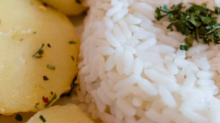 Kentang atau Nasi, Mana Pilihan Karbohidrat Lebih Menyehatkan untuk Tubuh?