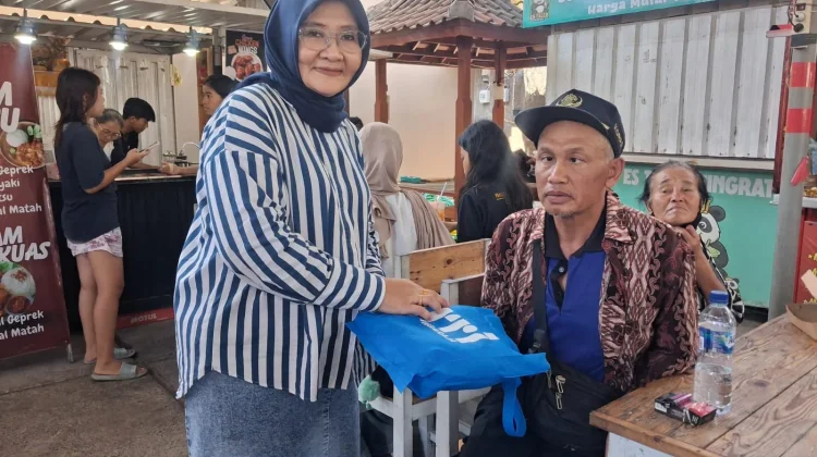 RRI Singaraja Perkuat Penyiaran Inklusif lewat Dengar Bareng Piala Dunia