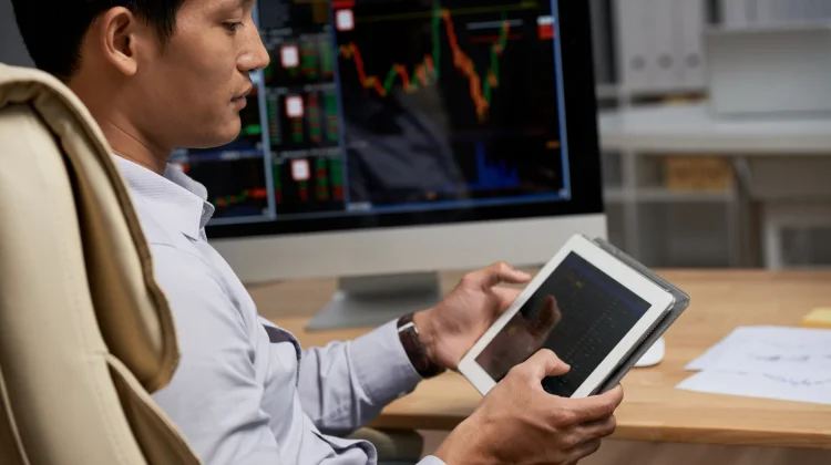 Investasi Saham Dinilai Menjanjikan, Investor Pemula Diminta Hindari FOMO