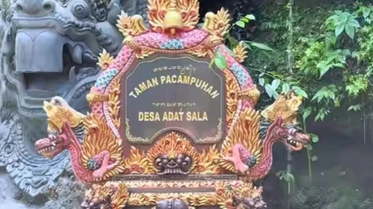 Taman Pacampuhan Desa Adat Sala, Destinasi Wisata Spiritual Sarat Makna