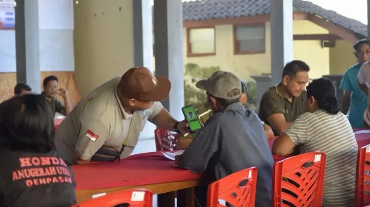 ASN Jembrana Turun ke Lapangan Perbarui Data Penerima Bansos