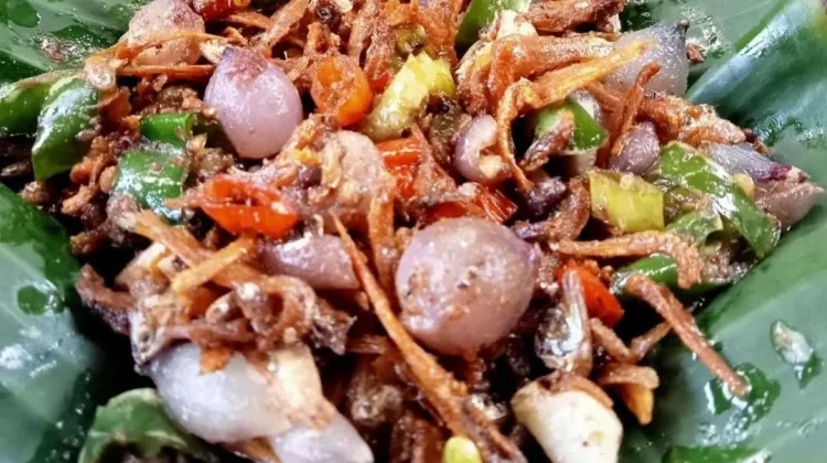 Teri Sambal Sere Bawang, Lauk Sederhana yang Bikin Nambah Nasi