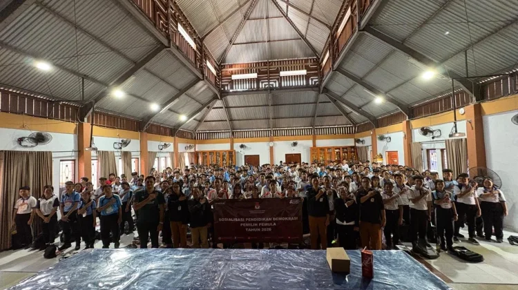 Literasi Demokrasi Diperkuat, 208 Siswa SMAN 3 Singaraja Antusias