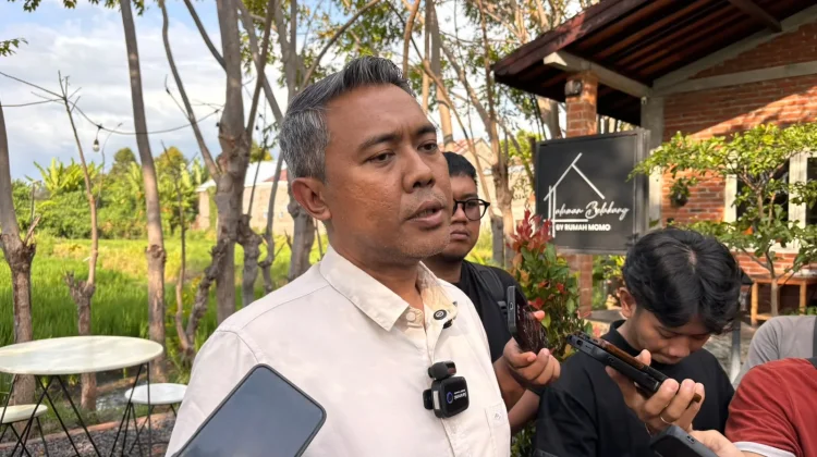 Imigrasi Singaraja Wajibkan Hotel Laporkan Data WNA lewat APOA Resmi