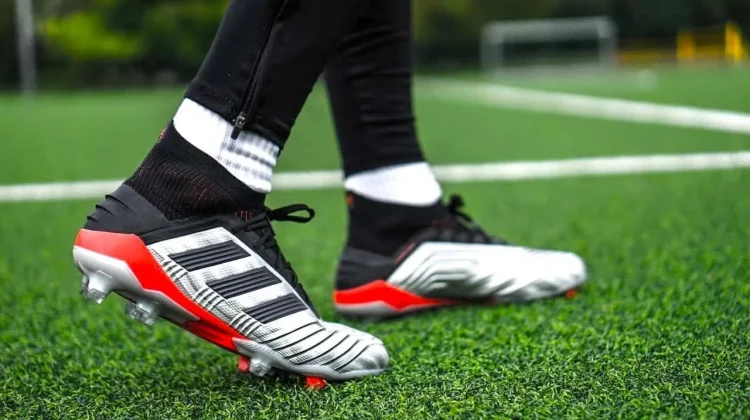 Salah Pilih Sepatu Bola Bisa Tingkatkan Risiko Cedera Bermain