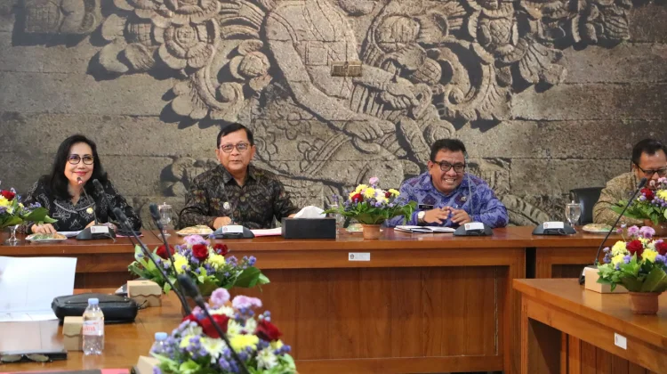 Antusiasme Tinggi, 1.230 Peserta Daftar Lomba Perahu Layar Mini Lovina Festival