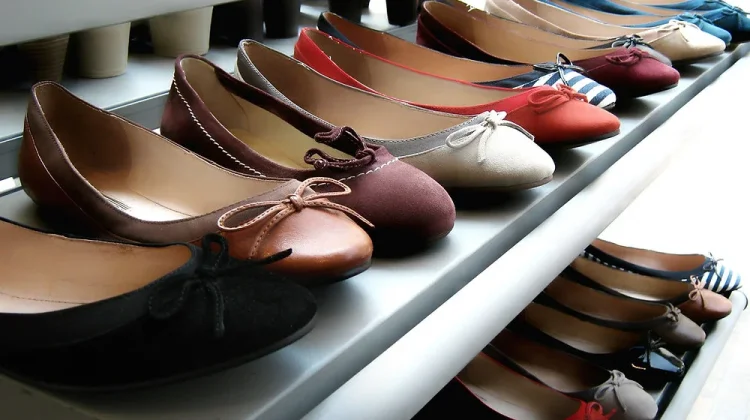 Tips Menyimpan Sepatu Kulit agar Tidak Mudah Rusak dan Berjamur