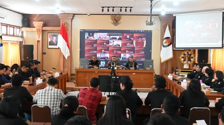 KPU Buleleng Matangkan Kompetensi Humas dan Protokol Lewat Bimtek