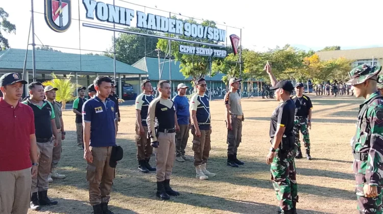 Satpol PP Buleleng Tingkatkan Kapasitas Personel Bersama Yonif 900 SBW