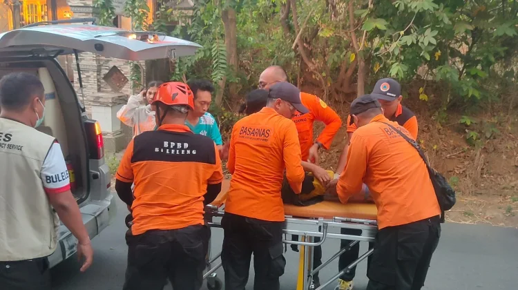 Terperosok ke Jurang Saat Upacara, Sukerti Dievakuasi Tim SAR Gabungan