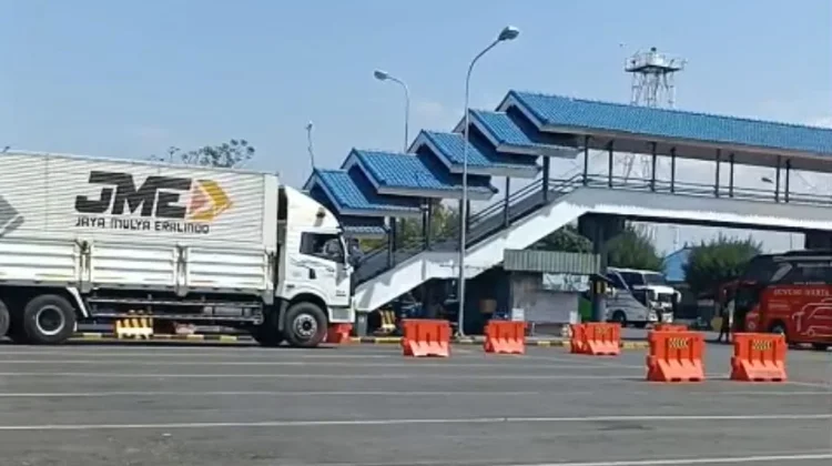 Cuaca Buruk, Penyeberangan Gilimanuk-Ketapang Sempat Dihentikan