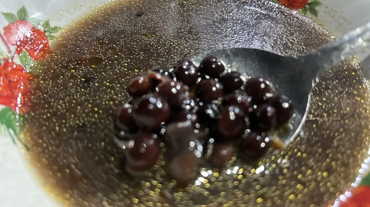 Pesona Jukut Undis: Sup Kacang Hitam Legendaris Khas Buleleng, Bali