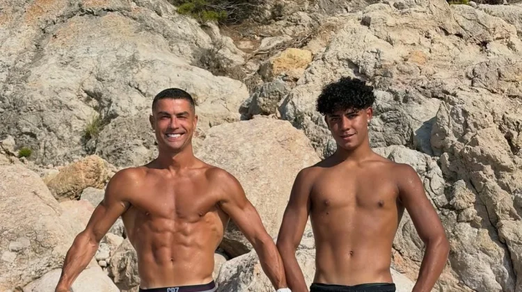 Cristiano Ronaldo Jr Tumbuh Lampaui Sang Ayah, Mimpi Bermain Bersama Kian Dekat