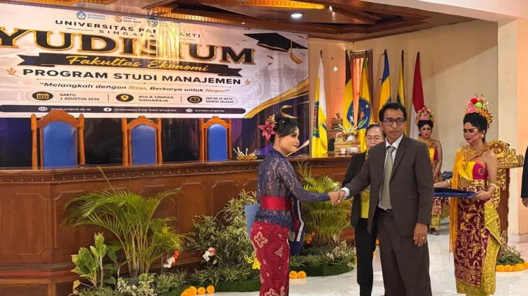 UNIPAS Yudisium 43 Sarjana Manajemen Siap Ciptakan Peluang Kerja Baru