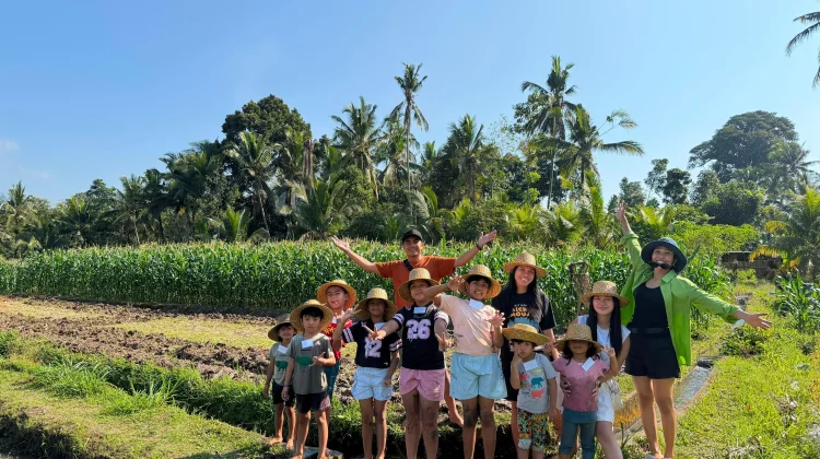 Bu Tani: Sawah Bali Jangan Sampai Hilang