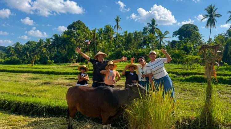 Edutani Krisan Eco Farm Ajak Anak Betah Belajar Bertani