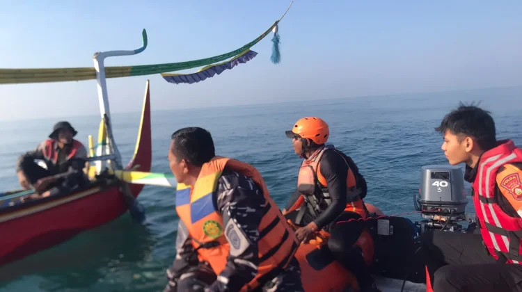 Tim SAR Perluas Pencarian Nelayan Hilang di Perairan Medewi