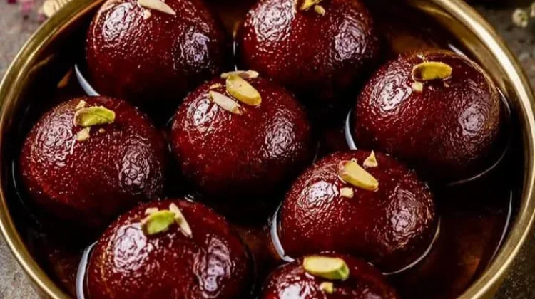 Gulab Jamun, Manisan Khas India yang Kaya Sejarah dan Cita Rasa