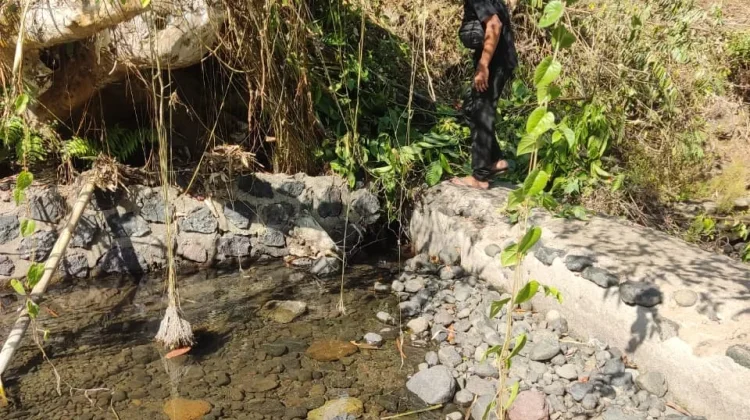 Pipa Rusak akibat Banjir Picu Krisis Air di Pangkung Manggis
