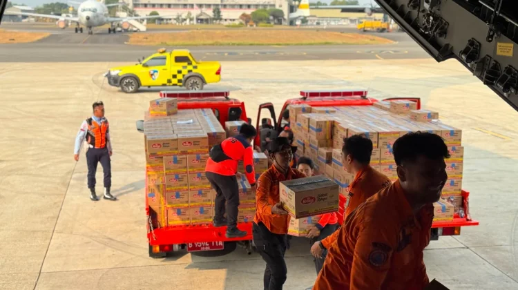 BNPB Salurkan 40,5 Ton Bantuan Logistik ke Wilayah Terdampak Gempa NTT