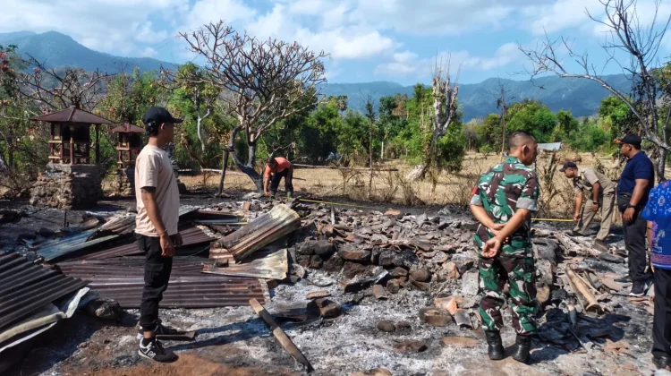 Rumah Warga Patas Ludes Terbakar, Kerugian Capai Rp10 Juta