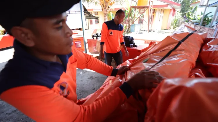 198 Ton Bantuan Gempa NTT Didistribusikan dalam Sehari dari Halim