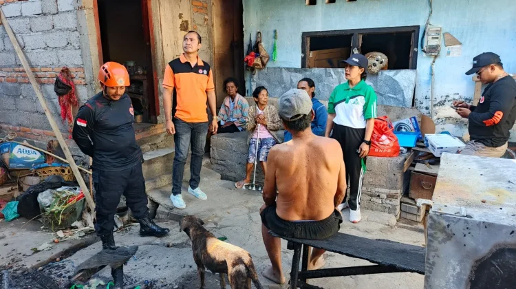 Ditinggal Keluar, Dapur Warga Penarukan Terbakar saat Masak Nasi