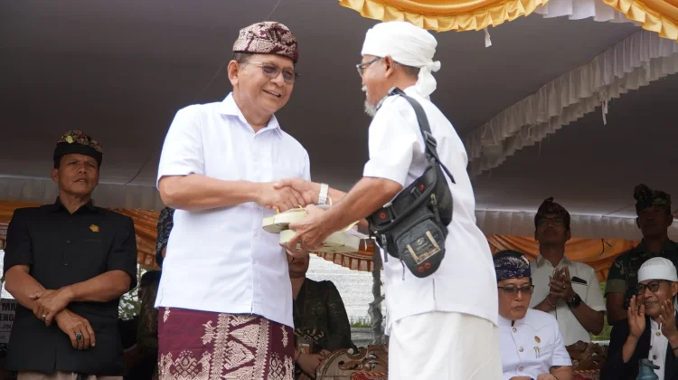 Bantuan Ngaben Massal Buleleng Capai Rp516 Juta, Sasar 516 Sawa di Delapan Desa Adat