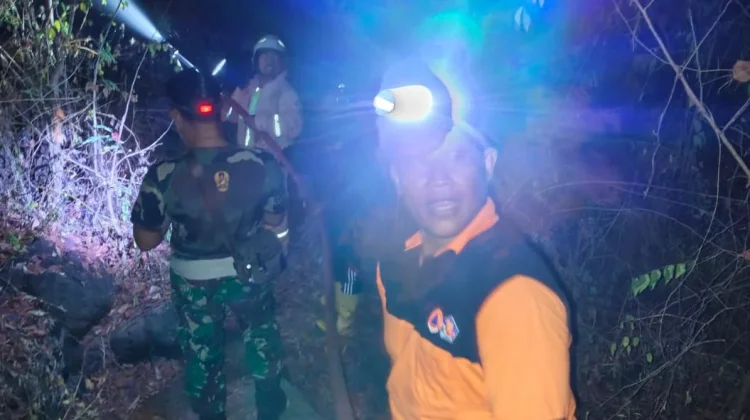 Kebakaran Lahan Terjadi di Temukus, Tim Gabungan Lakukan Pembasahan