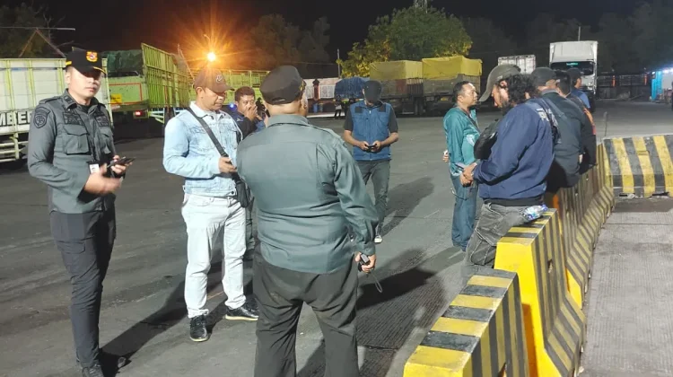 Polres Jembrana Pastikan Antrean Gilimanuk Berjalan Tertib
