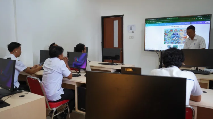 Atasi Gangguan Jaringan, Kominfosanti Buleleng Bekali Pegawai Kecamatan