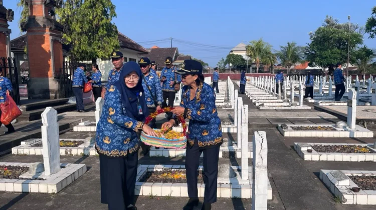 Ziarah Hari Radio Ke-81, RRI Singaraja Kenang Jasa Para Pahlawan