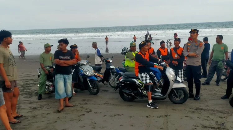 Patroli Gabungan Cegah Balap Liar di Pantai Yeh Kuning