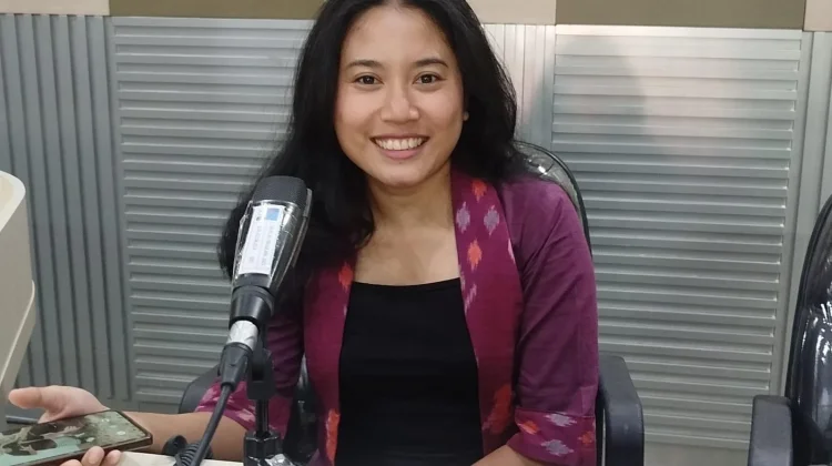 Dari Kuas ke Layar, Perempuan MUA Berdaya di Era Digital