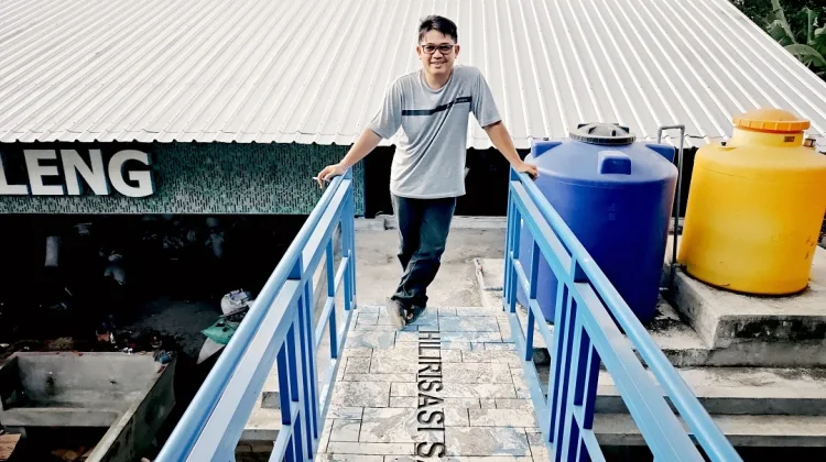 Sepuluh Tahun Rumah Plastik Mandiri dan Eka Darmawan yang Tak Lagi di Jalan Sunyi