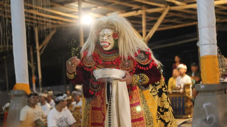 Rahasia Spiritual di Balik Topeng Sidhakarya