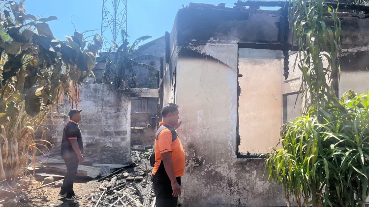 Rumah Dinas Penjaga DAM Bulian Terbakar, Kerugian Ditaksir Rp150 Juta