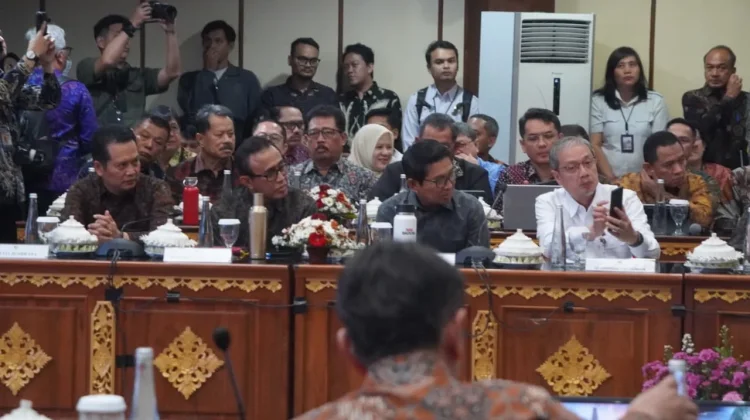 Bupati Jembrana Sampaikan Aspirasi Peningkatan Dermaga II Gilimanuk