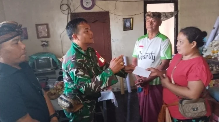 Babinsa dan BSC Salurkan Donasi untuk Keluarga Mendiang Made Ardika