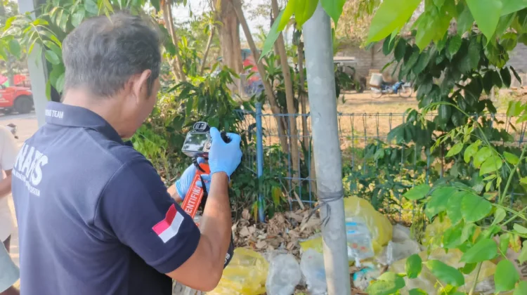 Limbah Medis Ditemukan Terbuang di Pinggir Jalan Raya Denpasar-Gilimanuk