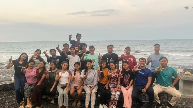 Paket Blue Sport Tingkatkan Literasi Ekologis Pemuda Pesisir Buleleng