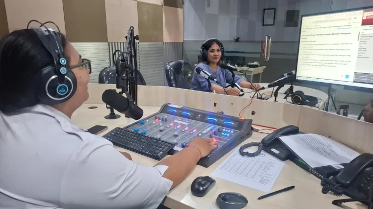 Pelayanan Jadi Strategi Usaha Sembako Bertahan