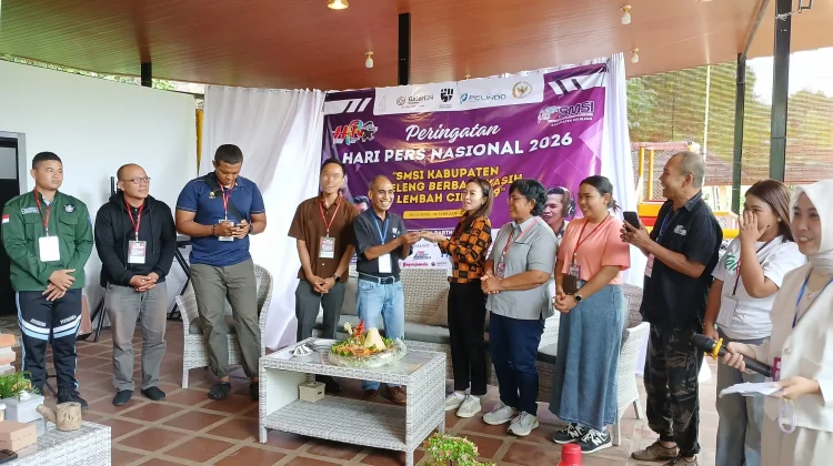 SMSI Buleleng Rayakan HPN dengan Aksi Berbagi Kasih